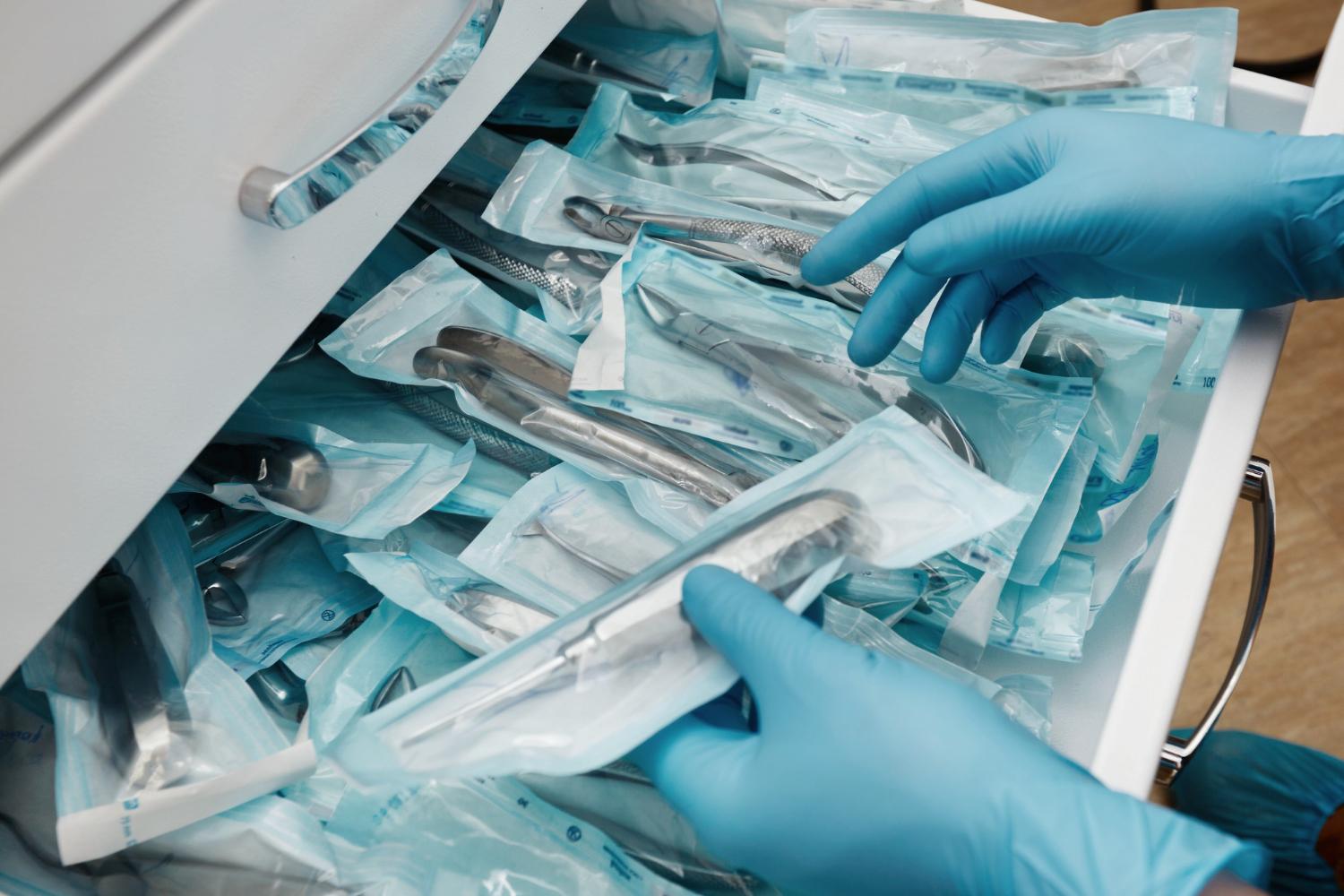 disposable surgical instruments